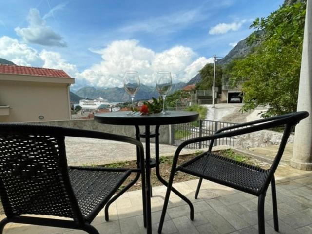 Nature Bay Apartment Kotor Zewnętrze zdjęcie